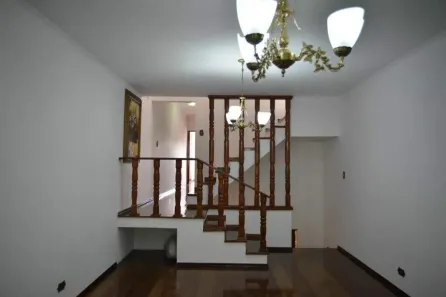 Sobrado com 3 Quartos à venda, 198m² no Vila Tibiriçá, Santo André