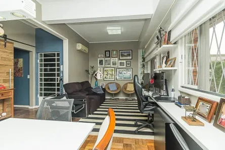 Apartamento com 3 Quartos para alugar, 80m² no Partenon, Porto Alegre