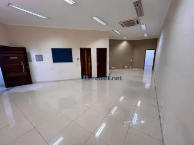 Prédio Comercial para alugar, 450m² no Vila Pereira Barreto, São Paulo