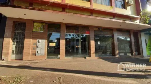 Prédio Comercial à venda, 880m² no Zona 05, Maringá