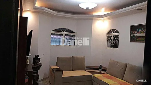 Casa com 4 Quartos à venda, 69m² no Jardim Gurilândia, Taubaté