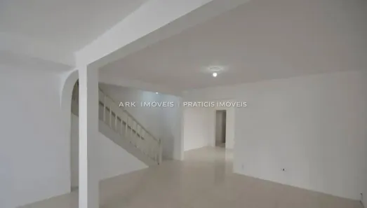 Casa com 5 Quartos para alugar, 230m² no Vila Mariana, São Paulo