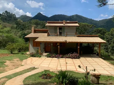 Fazenda/Sítio com 4 Quartos à venda, 12000m² no , Bocaina de Minas