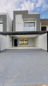 Sobrado com 3 Quartos à venda, 145m² no Brazmadeira, Cascavel