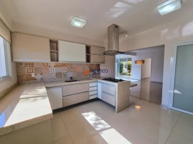 Casa de Condomínio com 3 Quartos para alugar, 200m² no Betel, Paulínia