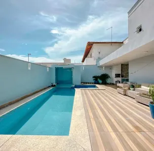 Sobrado com 5 Quartos à venda, 520m² no Calhau, São Luís
