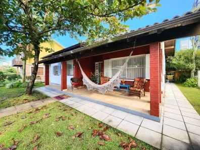 Casa com 4 Quartos à venda, 200m² no Torres, Torres
