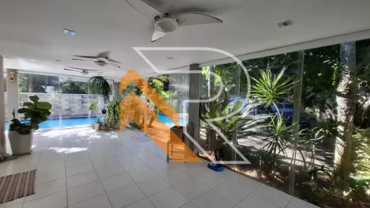 Casa com 5 Quartos à venda, 350m² no Itacoatiara, Niterói