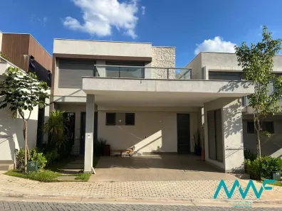 Casa de Condomínio com 3 Quartos à venda, 200m² no Tamboré, Santana de Parnaíba