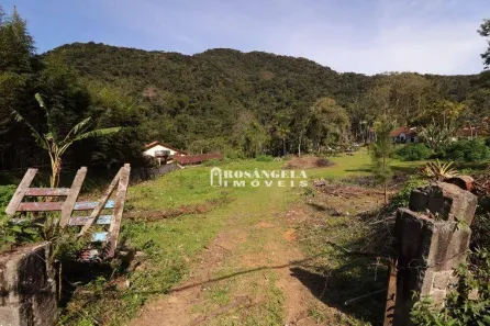 Lote/Terreno à venda, 623m² no Granja Guarani, Teresópolis