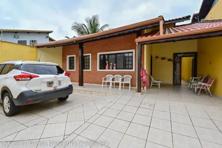 Casa com 3 Quartos à venda, 185m² no Estância Bal Maria H Novaes, Peruíbe