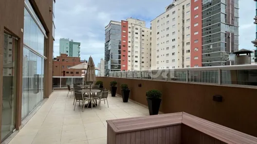Apartamento com 3 Quartos à venda, 185m² no Meia Praia, Itapema