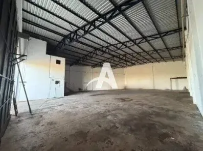 Galpão/Depósito/Armazém para alugar, 540m² no Novo Mundo, Uberlândia