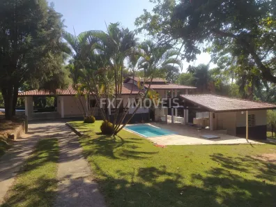 Fazenda/Sítio com 3 Quartos à venda, 130m² no Chácara Santos Dumont, Campinas