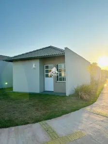 Casa com 2 Quartos para alugar, 51m² no São Francisco, Cuiabá