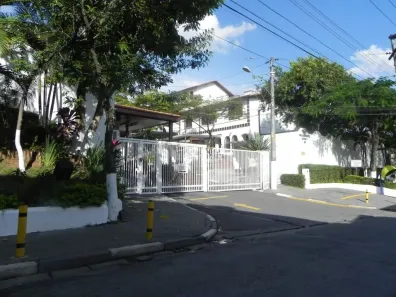Sobrado com 3 Quartos para alugar, 76m² no Jardim Jussara, São Paulo