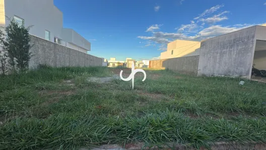 Lote/Terreno à venda, 420m² no Condomínio Residencial Grand Trianon, Anápolis