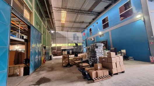 Galpão/Depósito/Armazém para alugar, 1690m² no Recreio Ipitanga, Lauro de Freitas
