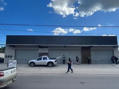 Ponto Comercial para alugar, 206m² no Venda das Pedras, Itaboraí