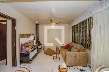 Casa com 2 Quartos à venda, 300m² no Jardim do Salso, Porto Alegre