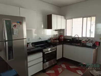Casa com 2 Quartos à venda, 140m² no Jardim Industriário, Cuiabá
