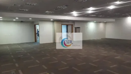 Sala Comercial para alugar, 700m² no Cerqueira César, São Paulo