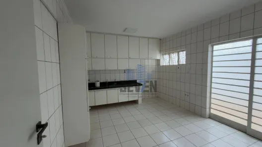 Casa com 3 Quartos para venda ou aluguel, 280m² no Jardim América, Bauru