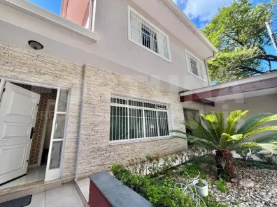 Sobrado com 3 Quartos à venda, 200m² no Vila Yara, Osasco
