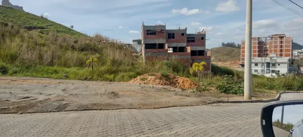 Lote/Terreno à venda, 393m² no Jardim Belvedere, Volta Redonda