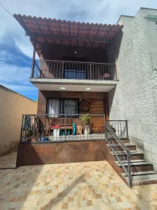 Casa com 3 Quartos à venda, 120m² no Piratininga, Niterói