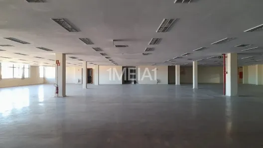 Sala Comercial para alugar, 958m² no São Geraldo, Porto Alegre