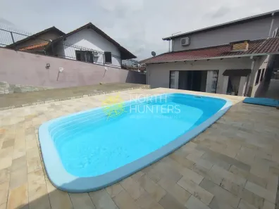 Casa com 3 Quartos à venda, 250m² no Floresta, Joinville