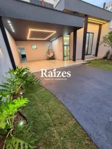 Casa com 3 Quartos à venda, 250m² no Granada, Uberlândia