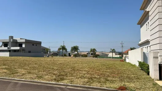 Lote/Terreno à venda, 300m² no Jardim Carvalho, Ponta Grossa