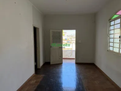 Casa com 3 Quartos à venda, 250m² no Padre Eustáquio, Belo Horizonte
