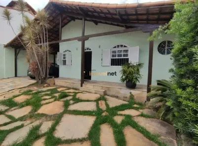 Casa com 5 Quartos para alugar, 360m² no Alípio de Melo, Belo Horizonte