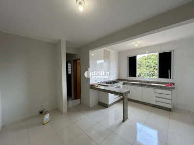 Apartamento com 2 Quartos para alugar, 50m² no Tubalina, Uberlândia