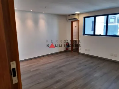 Sala Comercial à venda, 33m² no Vila Uberabinha, São Paulo