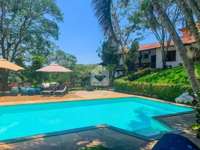 Casa com 1 Quarto à venda, 318m² no Itaipava, Petrópolis