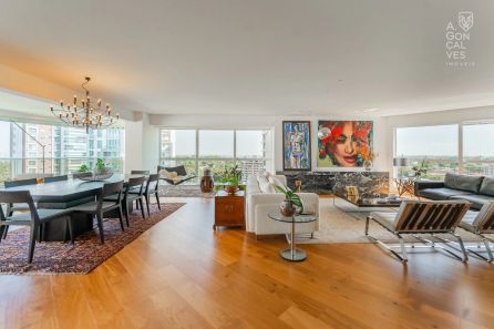 Apartamento com 4 Quartos à venda, 373m² no Campo Comprido, Curitiba