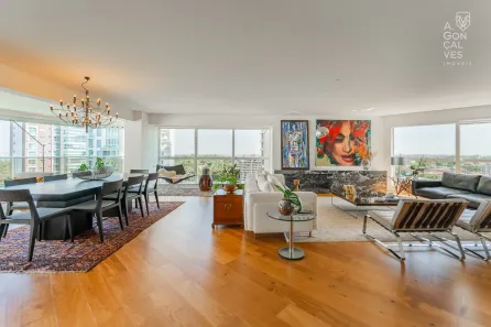 Apartamento com 4 Quartos à venda, 373m² no Campo Comprido, Curitiba