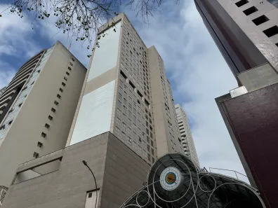 Sala Comercial para alugar, 730m² no Centro, Curitiba