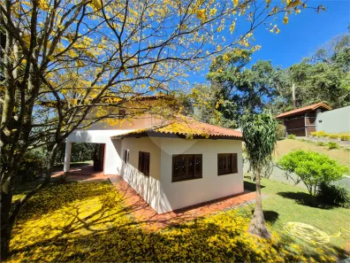 Casa de Condomínio com 4 Quartos à venda, 250m² no Caraguatá, Mairiporã
