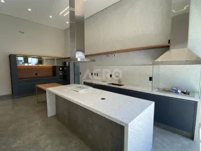 Casa de Condomínio com 3 Quartos para venda ou aluguel, 240m² no Residencial Estoril Premium, Bauru