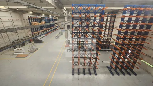Galpão/Depósito/Armazém para alugar, 3553m² no Campanário, Diadema