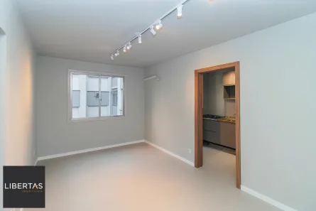 Apartamento com 2 Quartos à venda, 58m² no Vila Ipiranga, Porto Alegre