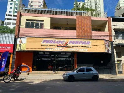 Casa com 5 Quartos à venda, 300m² no Centro, Ponte Nova
