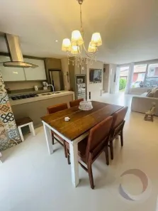Apartamento com 3 Quartos à venda, 149m² no Sambaqui, Florianópolis