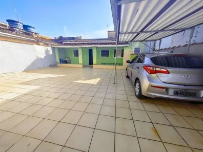 Casa com 3 Quartos à venda, 115m² no Maracanã, Praia Grande