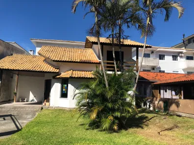 Casa com 3 Quartos à venda, 120m² no Ingleses do Rio Vermelho, Florianópolis